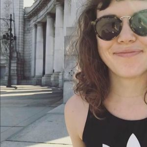 Meet your Posher, Emily
